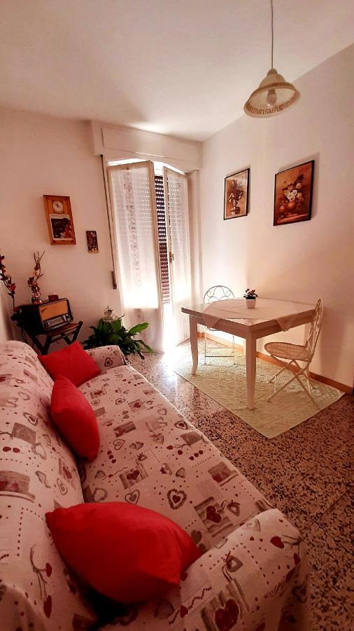 B&B Rosa Samarate エクステリア 写真